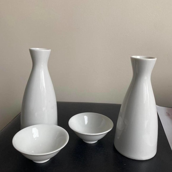 none Other - White sake set